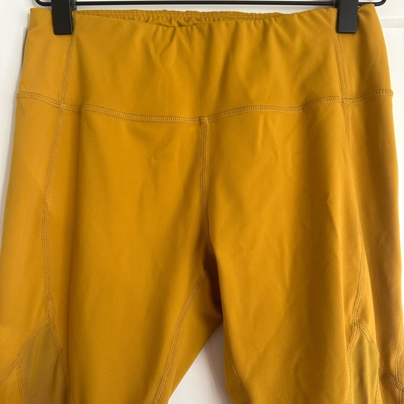 Women’s ZYIA Active Mustard Yellow Crop Leggings women’s size 6-8 - Picture 4 of 6